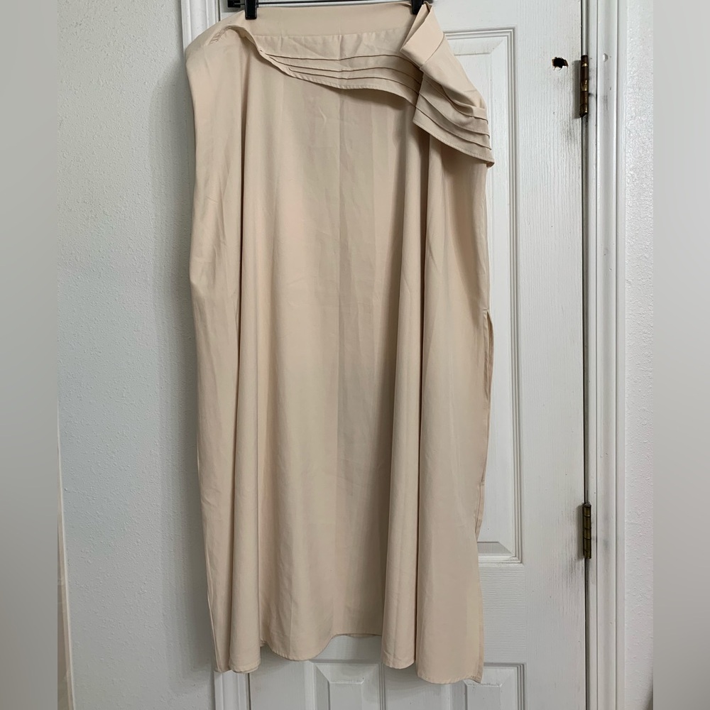 **Elegant Cream Side Slit Skirt 3X